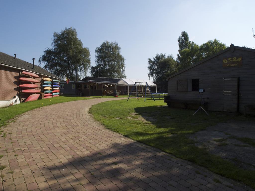 Holiday Home Ossa Basecamp Sint Odiliënberg Værelse billede